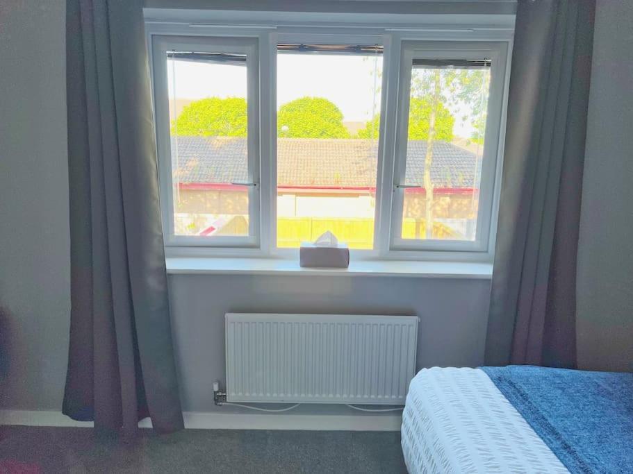 Comfy Modern 3Br Semi Detached 400Mb Wifi Free Double Parking Villa Newcastle upon Tyne Luaran gambar